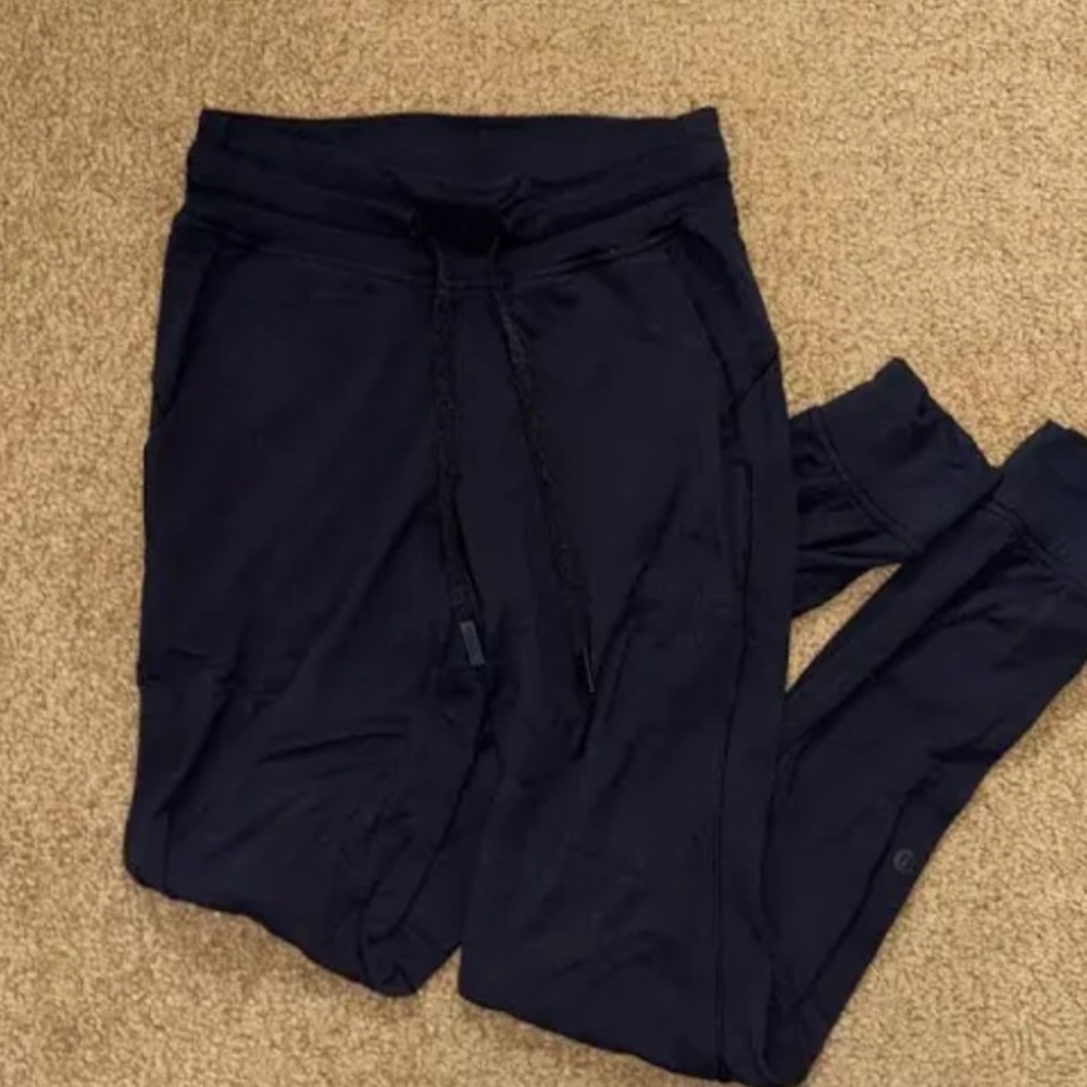 ISO - Lululemon aligned leggings with tie waist
